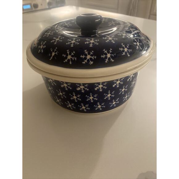 Boleslawiec Polish Pottery Cobalt Blue Ivory Snowflake Stoneware Casserole Lid - Picture 1 of 7